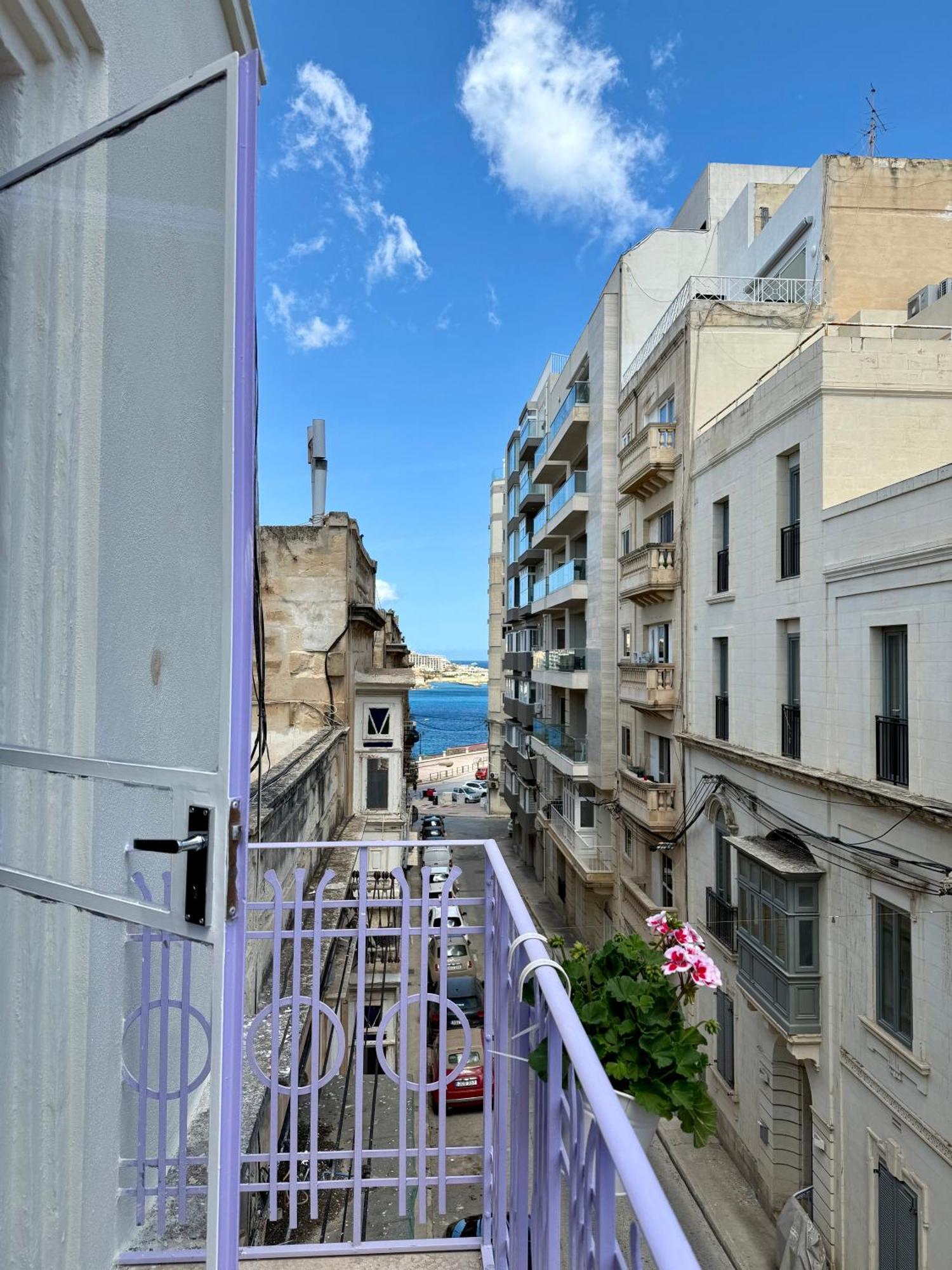 People & Places Sliema Ngoại thất bức ảnh