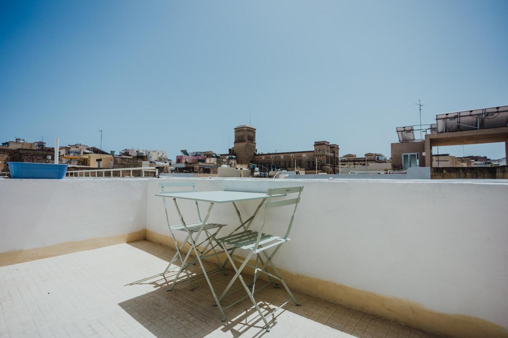 People & Places Sliema Ngoại thất bức ảnh